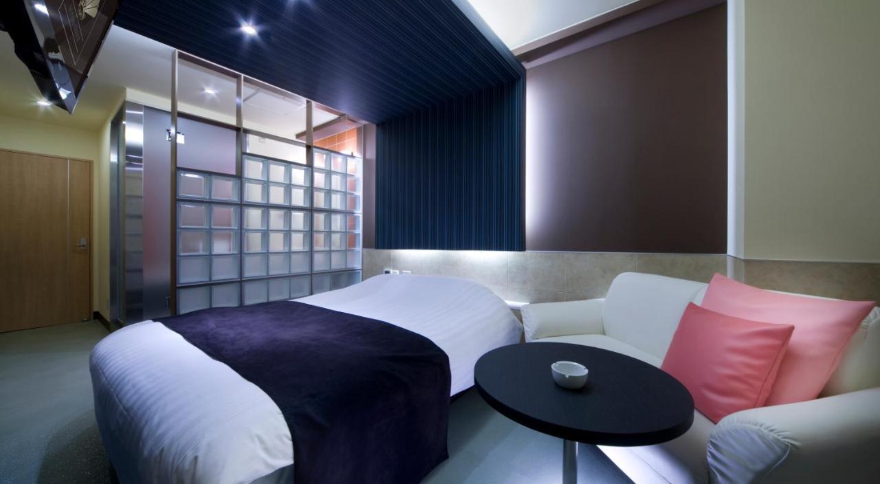 Hotel Glow Yokkaichi  Bagian luar foto