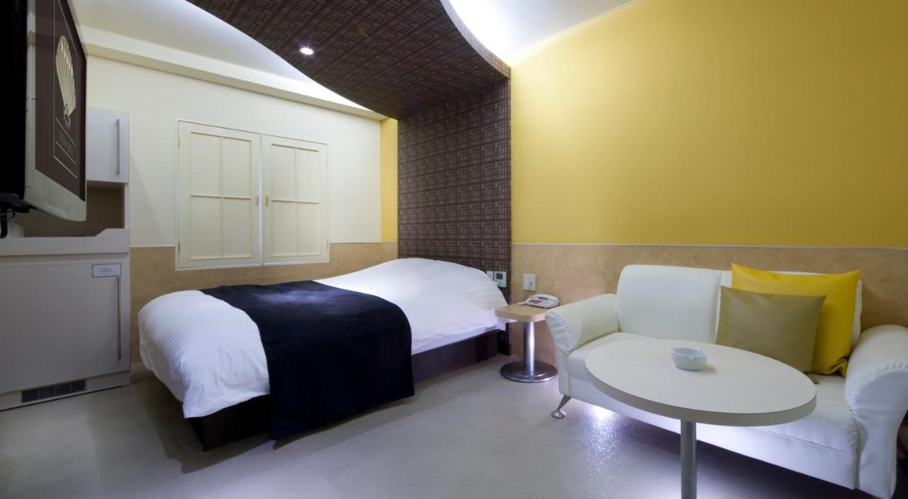 Hotel Glow Yokkaichi  Bagian luar foto