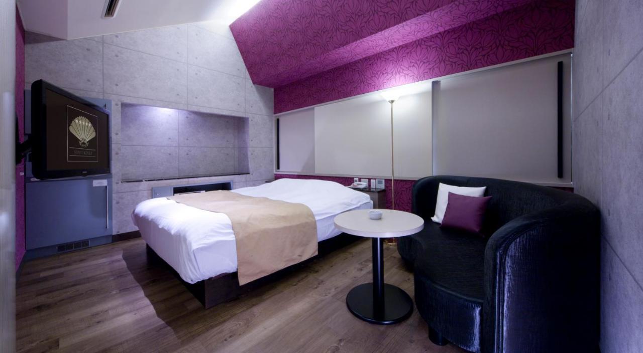 Hotel Glow Yokkaichi  Bagian luar foto